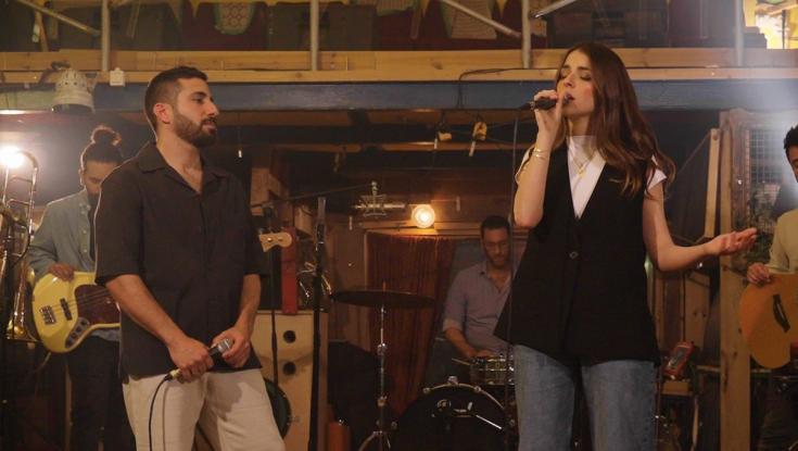 לא הותיר עין יבשה: אחותו של שאולי גרינגליק ז"ל בדואט עם המוסיקאי המפורסם