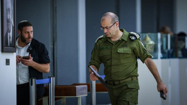 ראש המוסד והרמטכ"ל נגד גופמן: "ברדק בצבא"