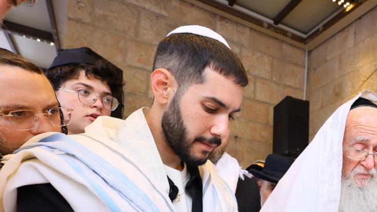 צפו: אליה כהן אומר "שמע ישראל" במיגונית ממנה נחטף