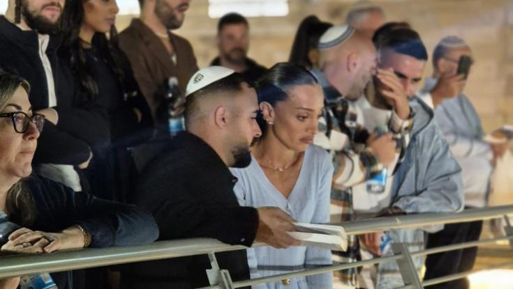המשרד לשירותי דת שם סוף לשמועות: "עדן פינס ואושר כהן יוכלו להתחתן"