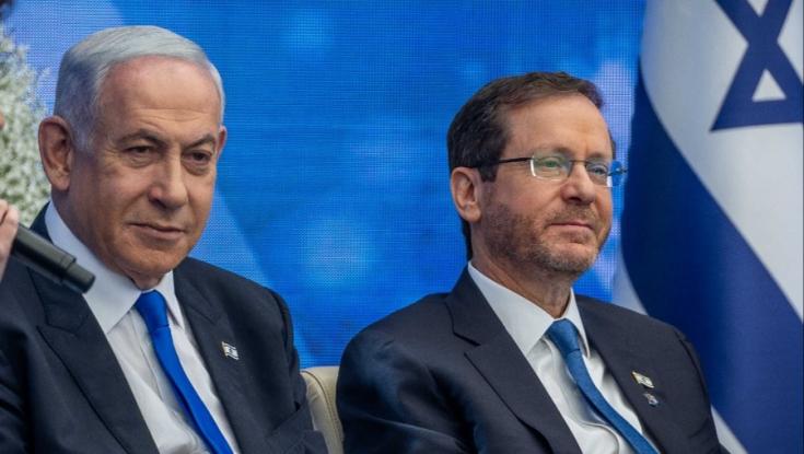 האב השכול התפרץ באמצע נאום הנשיא - שקטע את נאומו וירד מהבמה