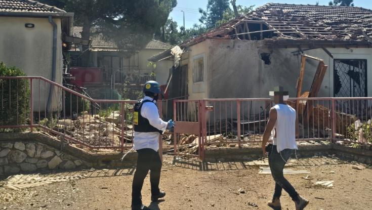 מטחים כבדים לרחבי הצפון: פגיעה ישירה בצפת | צה"ל פתח במתקפה רחבה בלבנון
