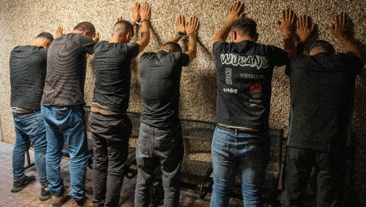 בדרך לחתונה עוצרים בחדר החקירות: נתפסה חשודה בהסעת שב"חים | צפו