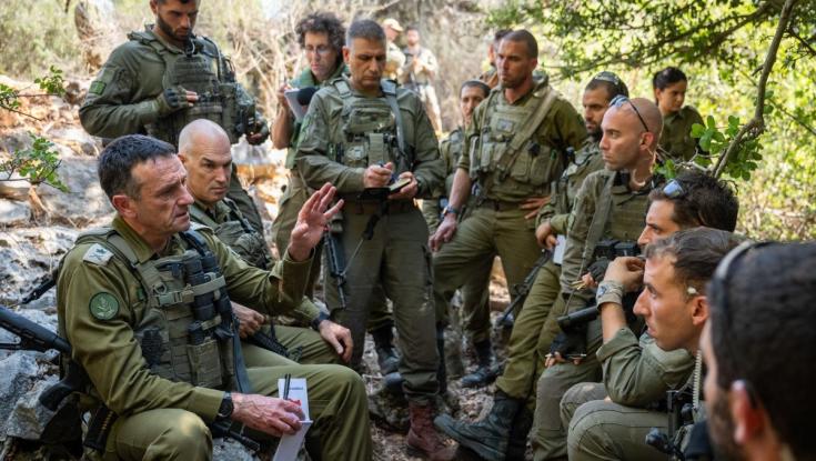 המסר של הרמטכ"ל מגבול הצפון: תוקפים כל היום, גם כדי להכין את השטח