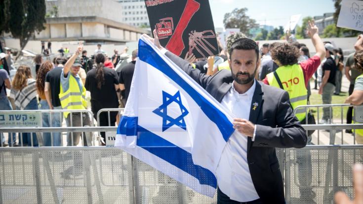 לא ציפינו: יוסף חדאד והקצין הסרוג בדרך לרשימה משותפת