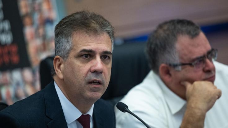 דרמת הדרכונים: התיק נגד שר האנרגיה עבר להכרעת הפרקליטות