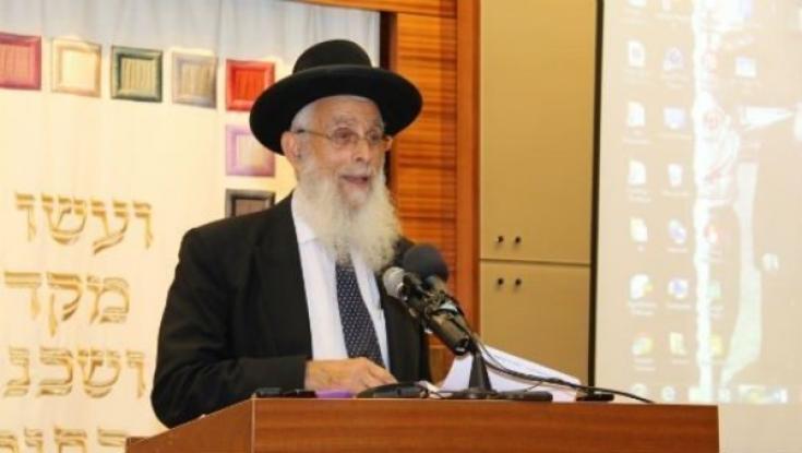 הרב אריאל: "בת שמצהירה שהיא שומרת שבת אין לחקור אחריה יותר"