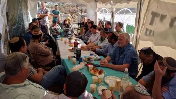 יו''ר מועצת יש''ע חננאל דורני בנתיב האבות: "הגענו לתמוך לחבק ולחזק את תושבי נתיב האבות"