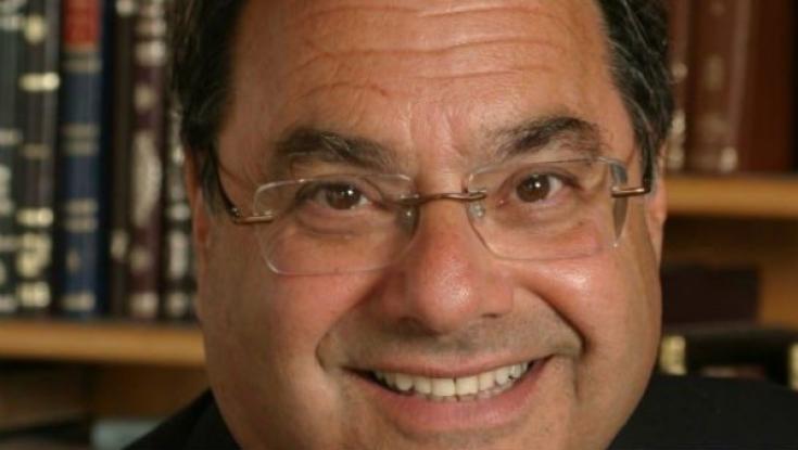 הרב ריסקין פורש, המחליף: הרב ד"ר ברנדר