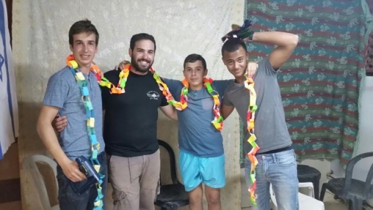 לא מסוגלים לבנות את הסוכה בעצמכם? יש מי שיעזור לכם