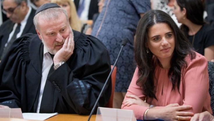 מנדלבליט מצפצף על הממשלה: דינה זילבר תמשיך לעסוק ב'הדרת נשים'