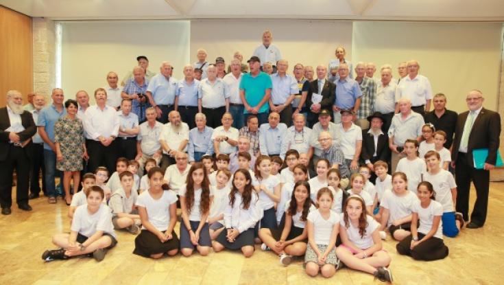 50 לוחמים משחררי ירושלים בחידון ירושלים של החמ"ד