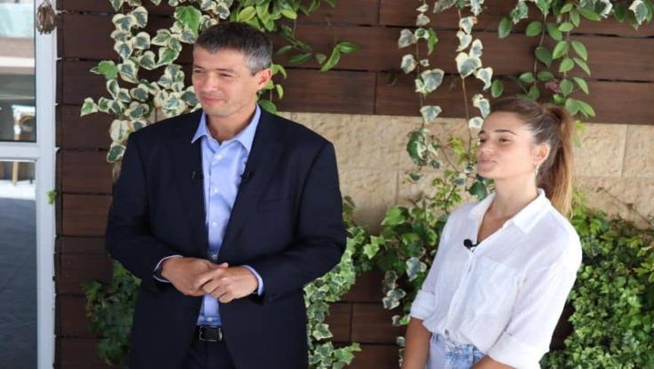 הנדל מברך על מכירת סדרות ישראליות: "גאווה ישראלית"