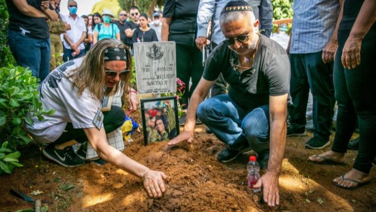 חפרה בקבר החייל שנהרג: "היה סיכוי שיתעורר"