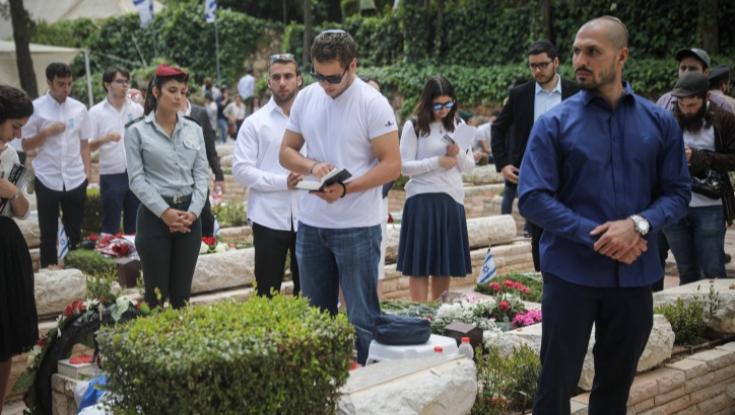 אבנר נתניהו: "אין בעולם יום כמו יום הזיכרון, אנחנו חיים אותנו"