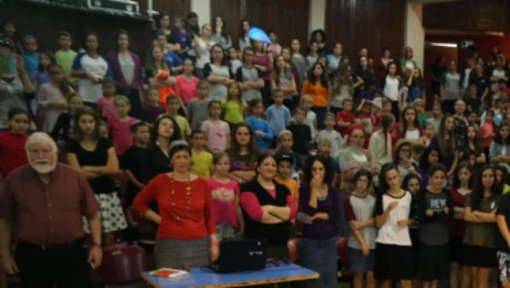 מדוע ב'בניין שלם' מצניעים פרסום של יום עיון העוסק בהכוונת תלמידות לשירות לאומי?