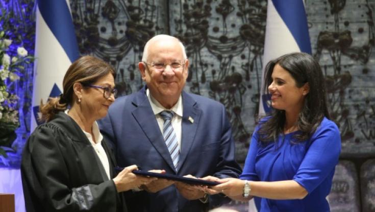 משהו חדש? צפו בשידור החי של השבעת נשיאת העליון אסתר חיות