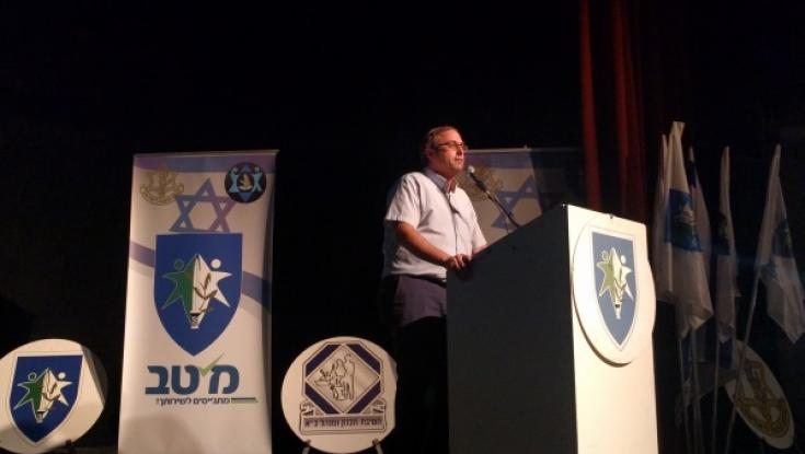 הרב טהרלב בתגובה לרב אבינר: "הוצאת שם רע על הצבא"