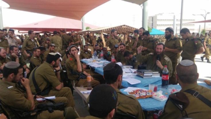800 חיילים במכתב לרמטכ"ל: החזר את שיעור התורה שבוטל