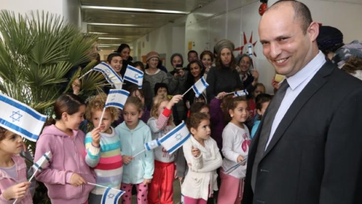 המלחמה בבורות: לחזור לחנך דרך הרגליים