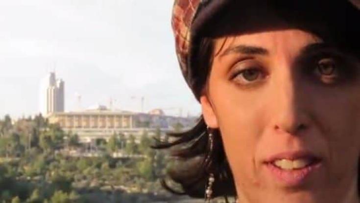 חושפת התלונות נגד סלומינסקי: תגובה תומכת מראשי המפלגה והקהילה, הייתה עוזרת לנפגעות להגיש תלונה