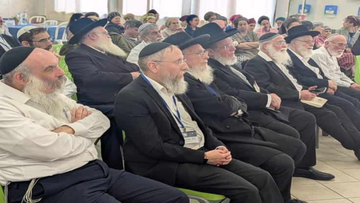 לקראת ועידת החמ"ד: עשרות רבנים ורבניות התכנסו לדיון על עתיד החינוך הדתי