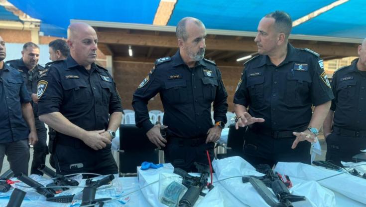 העבריין הפך לסוכן סמוי: המשטרה עצרה עשרות סוחרי אמל"ח בחברה הערבית