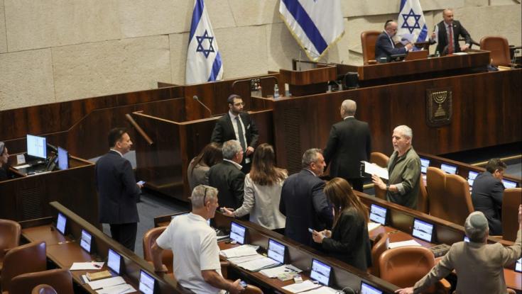 לאיפה נעלמה האופוזיציה? כך קיבלה הקואליציה מתנה בחוק המעונות