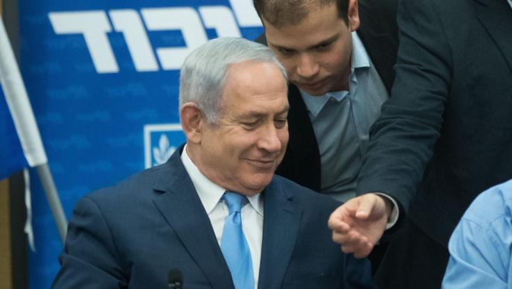 יועצו לשעבר של נתניהו בטוח: הוא לא יהיה ראש הממשלה