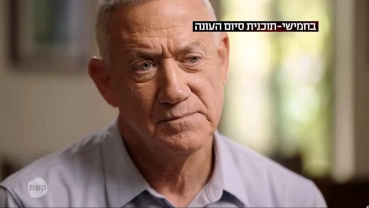 מתקפה על גנץ וקשת 12: "זורק את אשתו החולה בשביל רייטינג"