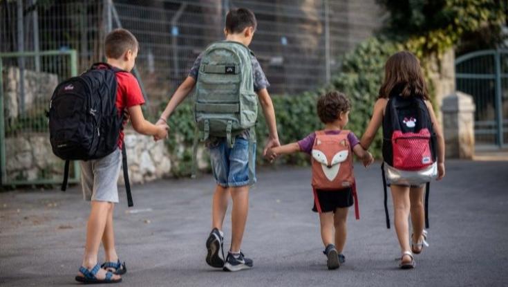 הסוף לזמינות 24/7: הכללים החדשים של משרד החינוך להורים