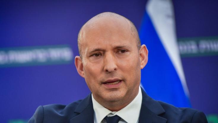 אחרי ההתרסקות: בנט נסע לחו"ל ללא אנשי לשכתו וצוות הקמפיין