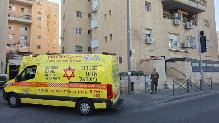 דרמה בירושלים: שני קשישים אותרו ללא הכרה בחדר השינה בדירתם