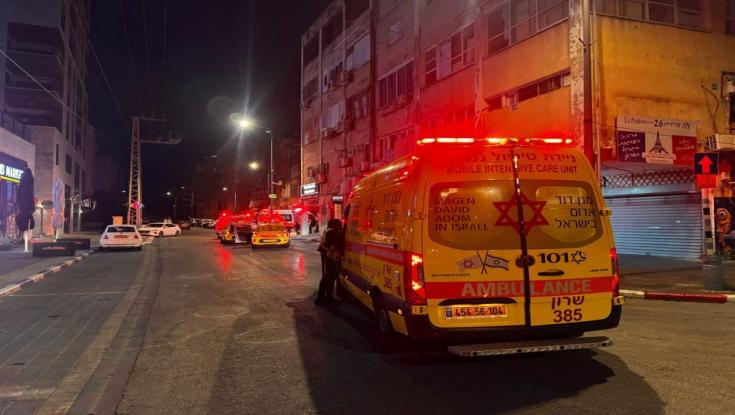 לילה אלים באחבי הארץ: שני גברים נפצעו קשה בטבריה ובנתניה