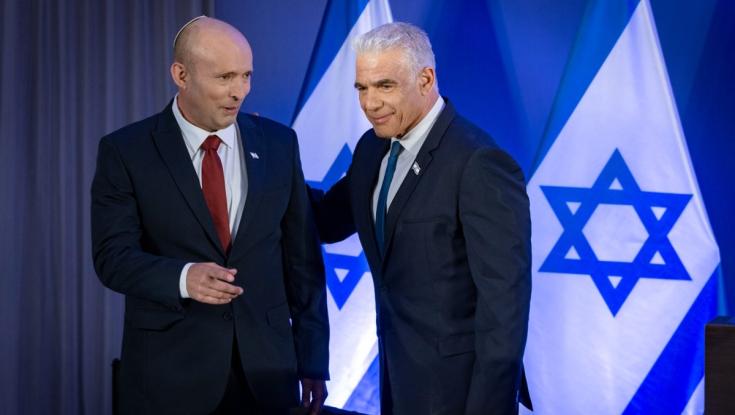 אחרי בנט ולפיד: מגעים לאיחוד חדש שעשוי לטרוף את הקלפים