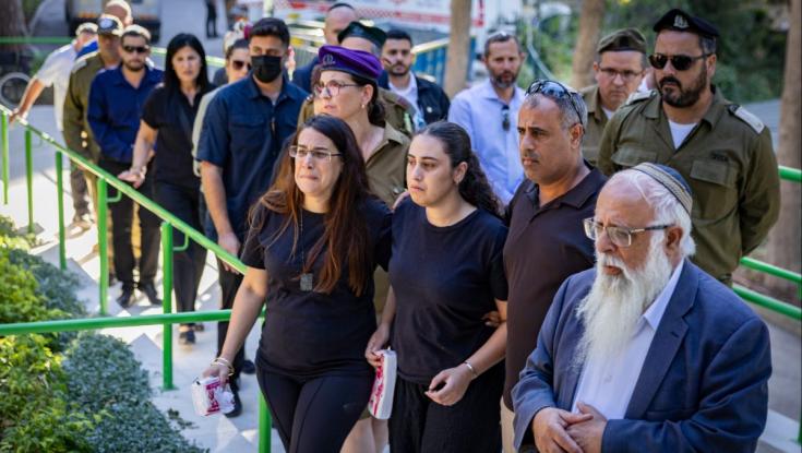 אמו של נוה ז"ל בהספד מצמרר: "אני נושאת בתוכי חיים חדשים - אשמור עליו מכל משמר"