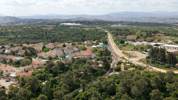 התחיל מקרוואן וחצי והפך לקהילה משגשגת: הצצה לטל מנשה שבשומרון