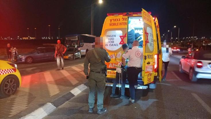 נהג האוטובוס התמוטט באמצע נסיעה והתנגש ברכב: "מצבו אנוש"