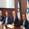 לפיד בישיבת הממשלה צילום: עמיאל ירחי חדשות