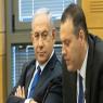 נתניהו וזוהר: "החלטה הזויה" צילום: Yonatan Sindel/Flash90 פוליטי