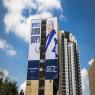 טיבי עטוף בדגל ישראל צילום: אורן בן חקון חדשות