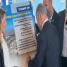 נתניהו חותם צילום: פורום ההתיישבות הצעירה התיישבות