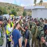 ראש מועצת בנימין ישראל גנץ בזירת הפיגוע בעלי  צילום: דוברות  פוליטי