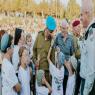 הילדים חושפים את הדרגות צילום: דובר צה"ל המגזר