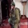 חיילים כורזים במסגד בג'נין צילום: צילום מסך חדשות