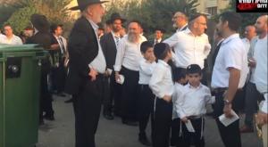 מתפללים בשכונת שפירא צילום: צילום מסך חדשות