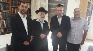 סיעת 'מאוחדים' עם הרב ליאור, לפני הבחירות צילום: יחצ חדשות