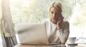 שיחת טלפון אישית צילום: shutterstock יחסים