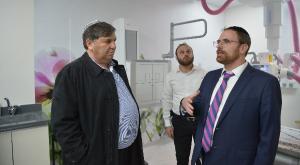 יו"ר קק"ל עם מנכ"ל מעייני הישועה צילום: יוסי זליגר, קק"ל ברנז'ה