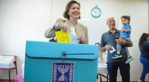 סגן תומך טרור? ראש עיריית חיפה, עינת קליש-רותם צילום: פלאש 90. מאיר ועקנין חדשות
